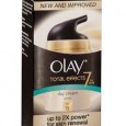 Olay Total Effects Day Cream Gentle SPF15 Box 3D